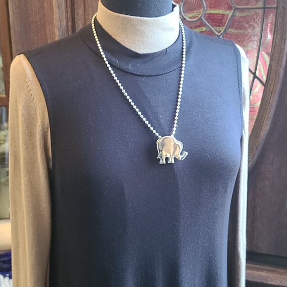 ALABAMA FANS ELEPHANT silver tone Pendant - Picture 8 of 10